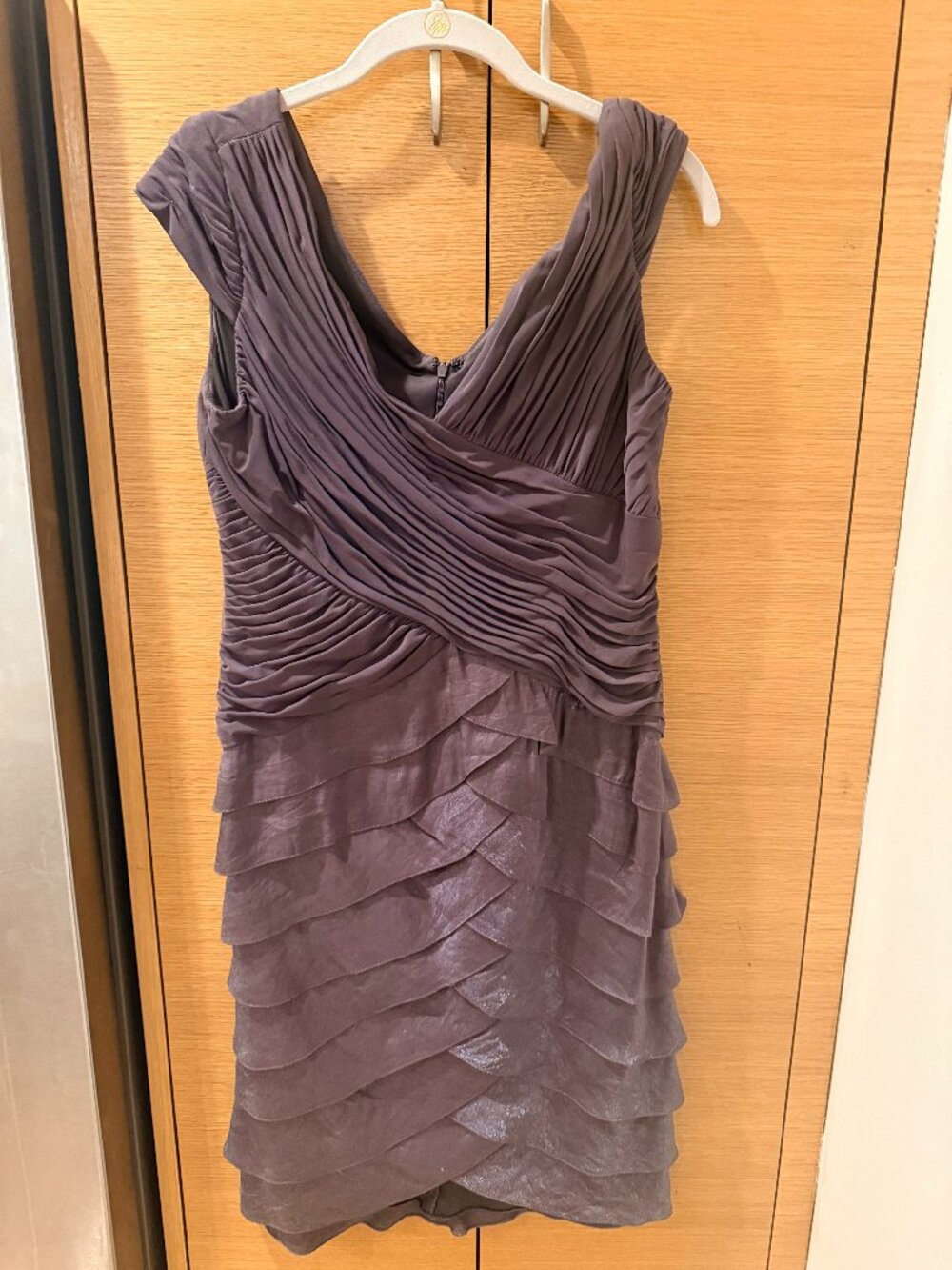 Adiranna Papell Grey Dress Size 10